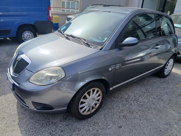 Lancia Ypsilon 1.2 Argento (A15)