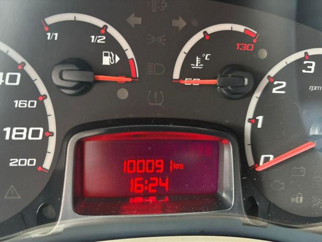 FORD Ka 1.2 8V 69CV Titanium - Foto 6