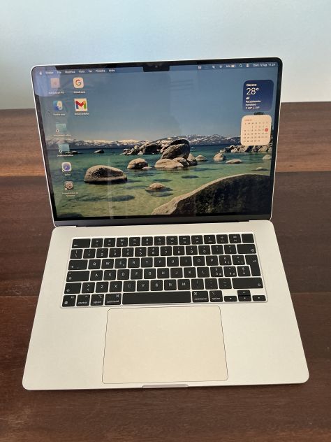 MacBook Air 15” M3 8GB 256GB - appena comprato nuovo-3 anni garanzia. Trattabile