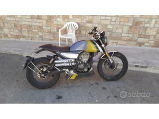 MONDIAL HPS 125