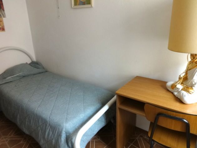 Centro Zona Garibaldi stanza per studentessa - Foto 8