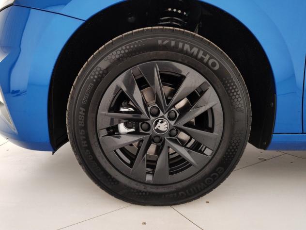 Škoda Fabia 1.0 TSI Evo 70KW YOUNG EDITION - Foto 6