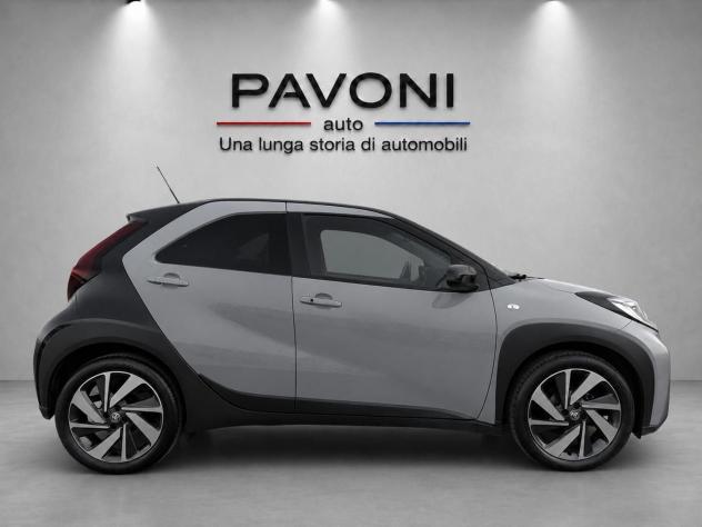 Toyota Aygo X 1.0B (72 CV) Lounge S-CVT - Foto 4