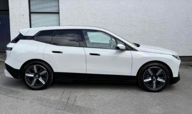 Bmw IX xDrive 40 Pacchetto Sportivo - Foto 3