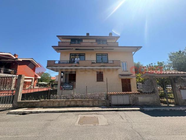 Appartamento - Guidonia Montecelio . Rif.: Cod. rif 3219252VRG