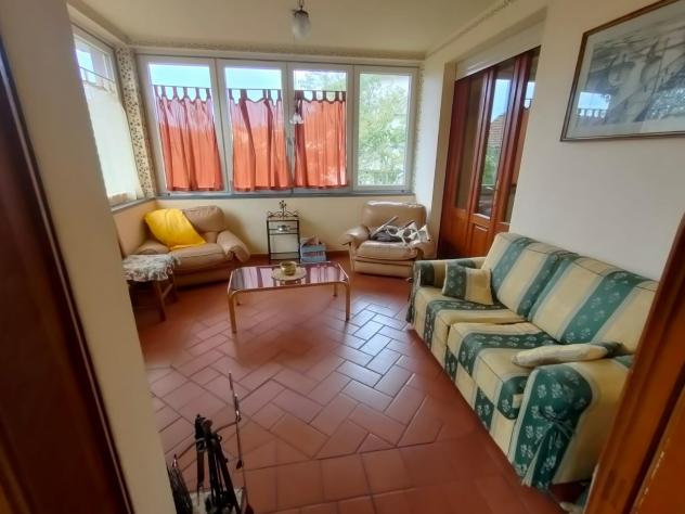 VILLA di 8 vani e di 300 mq (MASSAROSA) rif. 647 - Foto 5