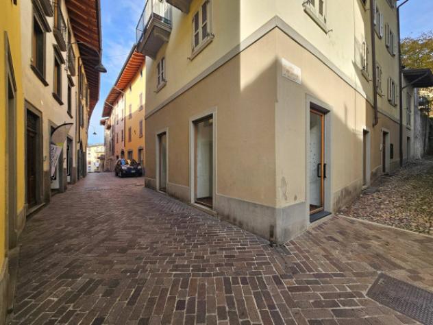 Immobile di 280 m² con 3 locali in affitto a Clusone - Foto 5