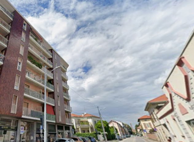 Bilocale 55 Mq con balcone e posto auto privato