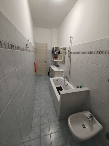 MODERNO BILOCALE ARREDATO C.SO GROSSETO - Foto 5