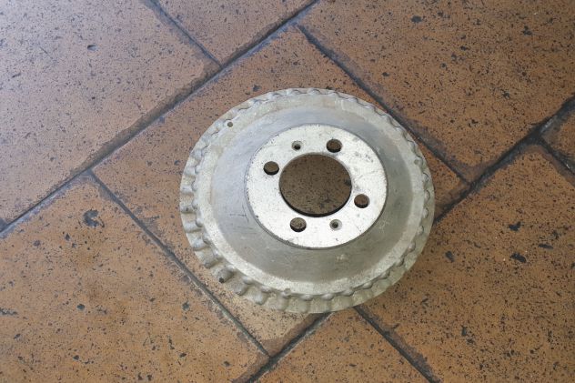 TAMBURO RUOTA ANTERIORE PIAGGIO APE AC 150 – AD 175