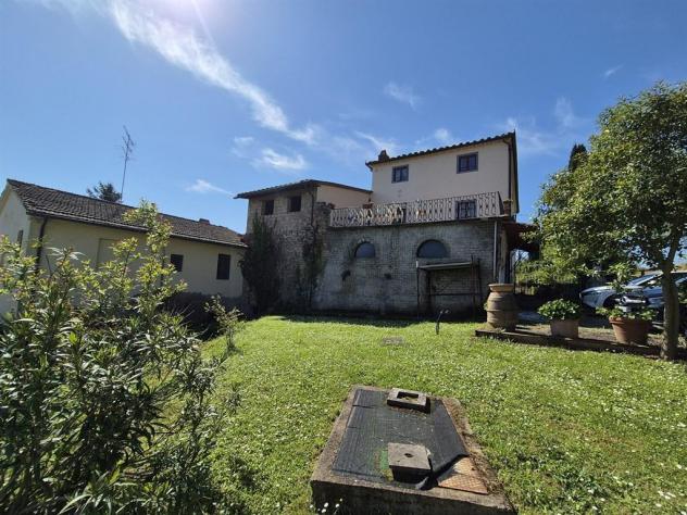 VENDESI CASALE COLLINE DI GAMBASSI TERME CON TERRENO - Foto 16