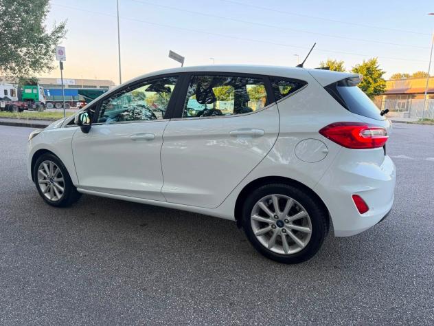 Ford Fiesta 1.0 Ecoboost 100 CV aut. 5 porte Vignale - Foto 2
