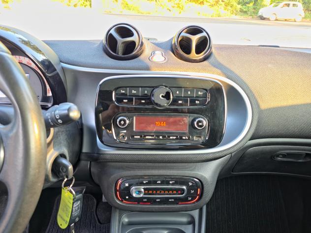 Smart ForTwo 70 1.0 twinamic Prime CV-71 Automatico E6 2016 - Foto 9