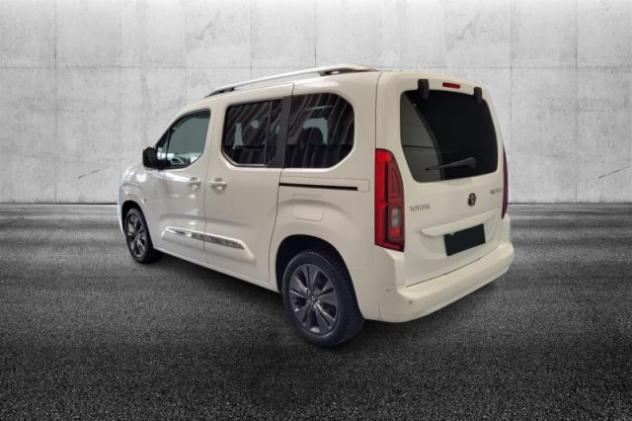 TOYOTA Proace City Verso 1.5D 130 CV S&S L1 Executive rif. 23757285 - Foto 4