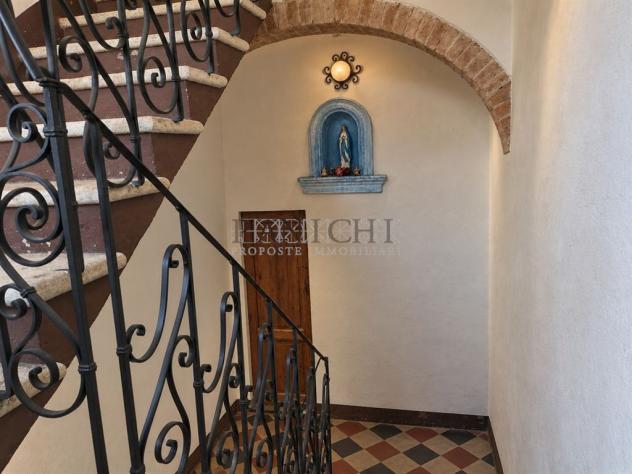 Appartamento nel centro storico con garage e cantina - Foto 11