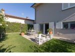 Villa in vendita a Gossi - Montecarlo 280 mq  Rif: 1097873