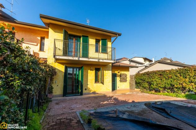 VILLA A SCHIERA di 4 vani e di 125 mq (SPINO D'ADDA) rif. 000001300 - Foto 4
