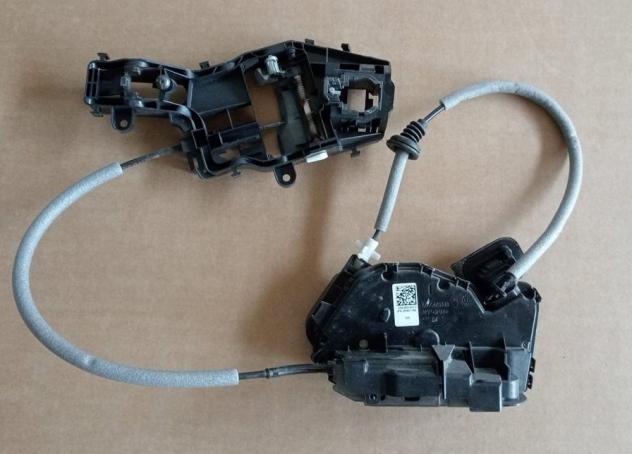 SERRATURA PORTA POST. S. 7 PIN 999-U1294988 Carrozzeria Lamierati esterni Porte Serratura porta p VOLKSWAGEN - PASSAT - 01-12-2014 -, VOLKSWAGEN -