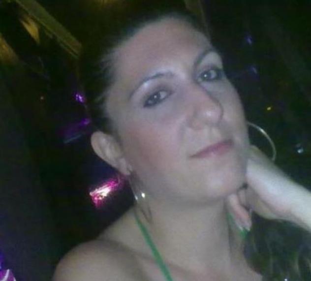 Donna di Cerignola. Fisico Normale Tel: