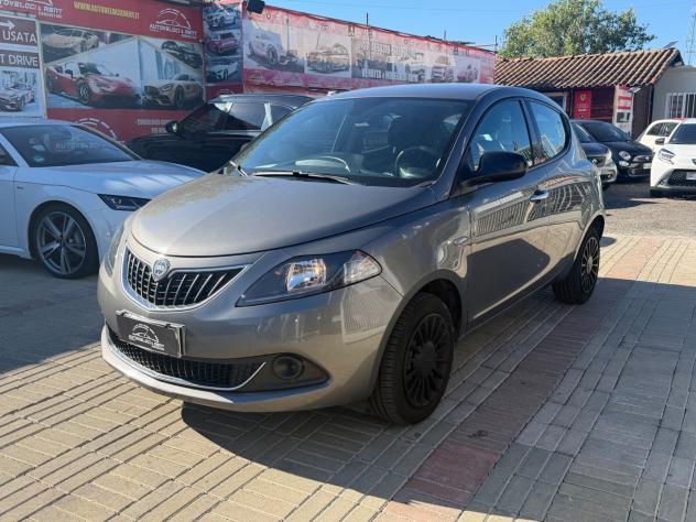Lancia Ypsilon 1.0 FireFly 5 porte S&S Hybrid Ecochic Silver - Foto 3