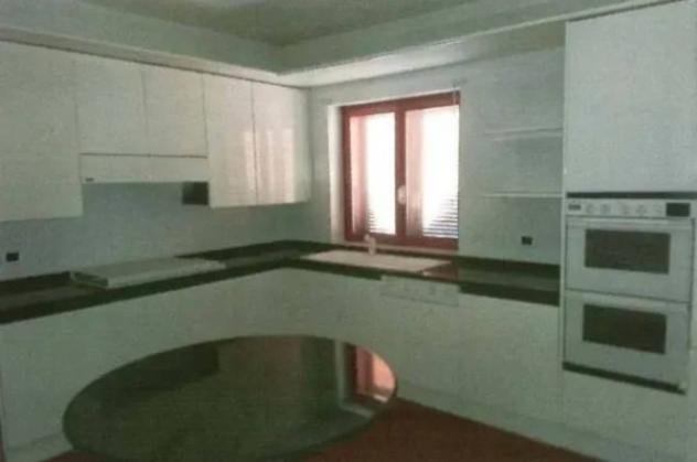 Immobile in asta di 307 m², box auto in vendita a Chatillon - Foto 7