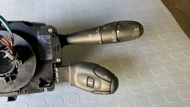 Devioluci Peugeot 207 del 2008 (96630724XT) - Foto 2