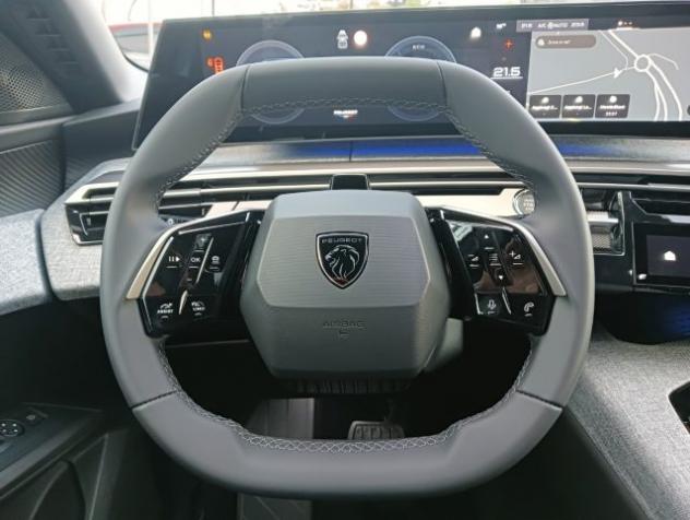 PEUGEOT 3008 Allure Business Hybrid 145 e-DCS6 + Grip & Confort rif. 24203500 - Foto 7