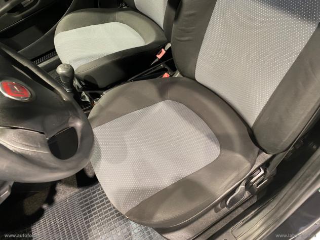 FIAT Grande Punto 1.3 MJT 75 CV 5p. Actual - Foto 5