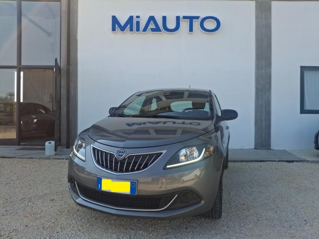 Lancia Ypsilon 1.0, 5 porte Hybrid