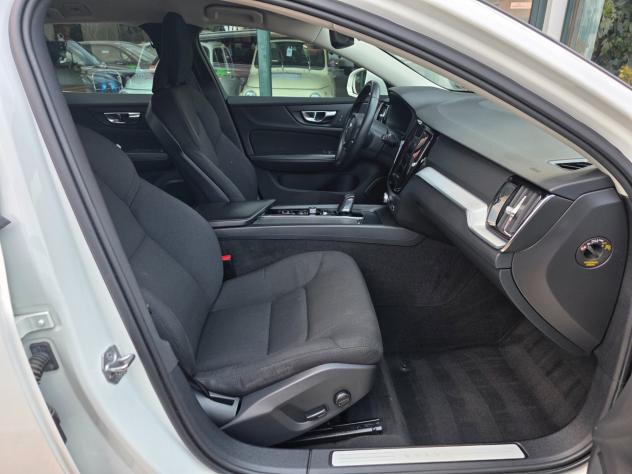 Volvo V60 B4 (d) Geartronic Momentum Business Pro - Foto 6
