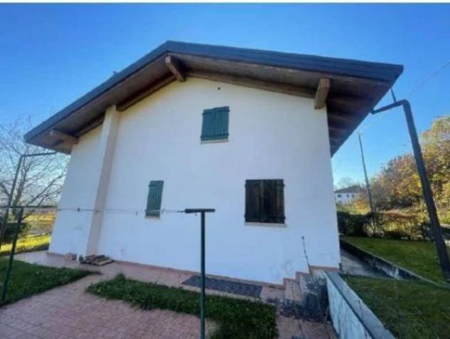 Immobile in asta di 500 m² con più di 5 locali e box auto in vendita a Belluno - Foto 9