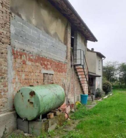 Immobile in asta di 133 m² con più di 5 locali e box auto in vendita a Borgoratto Mormorolo - Foto 5