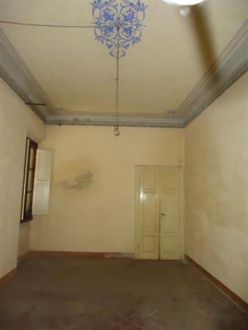 PALAZZO di 30 vani e di 1040 mq (CASTELFIORENTINO) rif. C 150 - Foto 11