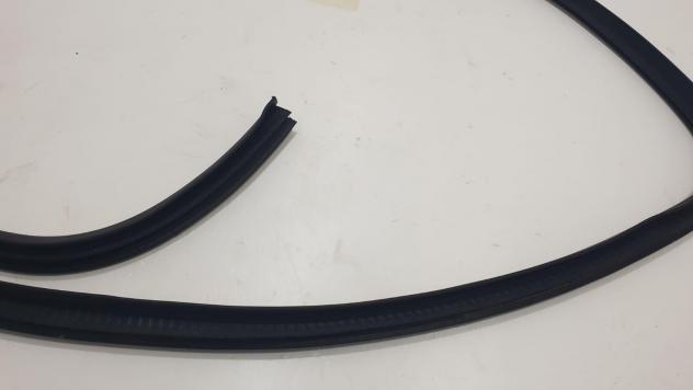 GUARNIZIONE PORTIERA ANTERIORE SINISTRA JEEP Compass Serie 05074643AJ (1115) - Foto 7