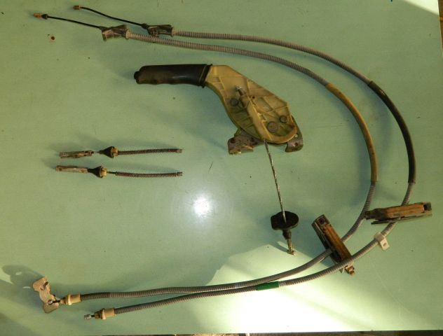 Set cavi freno a mano Ford Focus mk1