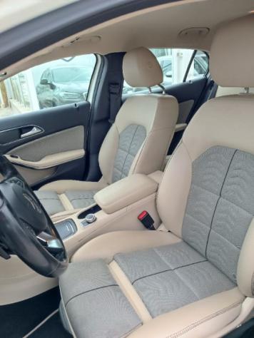 MERCEDES-BENZ GLA 180 d Premium rif. 24208405 - Foto 10