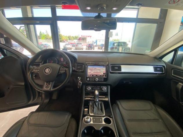 VOLKSWAGEN Touareg 3.0 TDI 204 CV tiptronic BlueMotion Techn. Executi rif. 23659117 - Foto 9