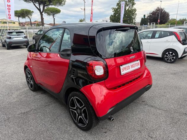 smart fortwo Fortwo 1.0 Twinamic Passion 71cv, PANORAMA, LED! - Foto 5