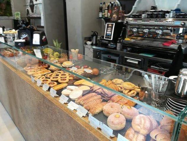 negozio in vendita a Lucca in zona Centro Città