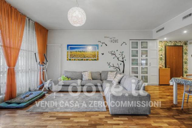 Appartamento di 139 m² con 4 locali e box auto in vendita a Bussero - Foto 3