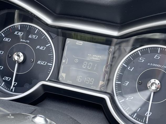 Yamaha X-Max 300 Allestimento Tech pochi km - Foto 10