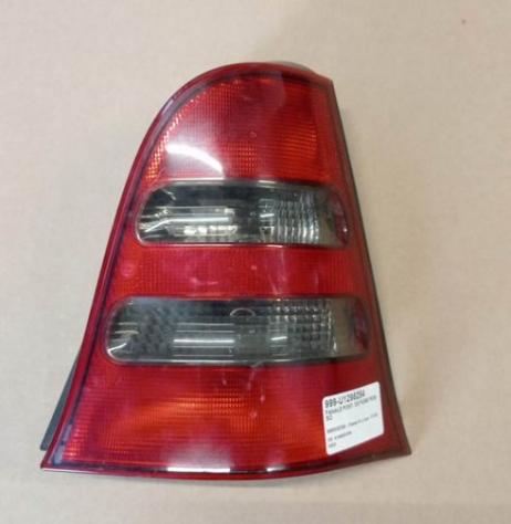 FANALE POST. DX FUME'/ROSSO 999-U1298254 Parti elettriche  Fanaleria  Fanali  Fanale post. dx. MERCEDES - Classe A - 01-05-2001 - 01-09-2004, MERCEDES