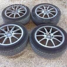 4 cerchi in lega da 17 con gomme