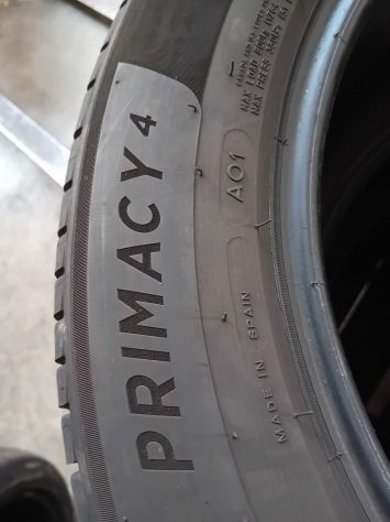 4 pneumatici 235/55r18 100V Michelin Primacy4 al 60% tolte perchè messo le 4 sta - Foto 3