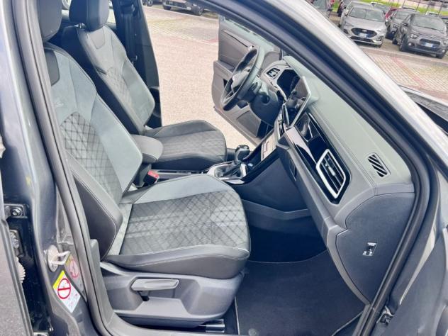 Volkswagen T-Roc 1.5 TSI ACT DSG R-Line Plus / Cerchi 19 - Foto 6
