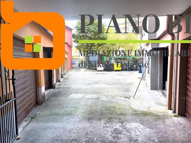 V000542 - AMPI LOCALI PER LABORATORIO/MAGAZZINO/GARAGE IN CENTRO CITTA' - Foto 4