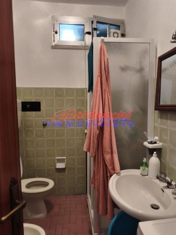 URBINO - Ampio quadrilocale con garage - Foto 10