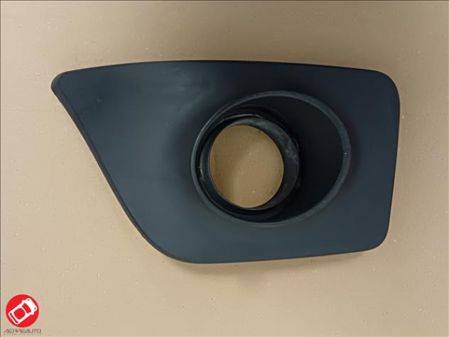0086670 GRIGLIA DX PARAURTI ANTERIORE CON FORO FENDINEBBIA LIGIER IXO