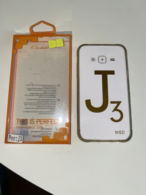 UNA COVER RETRO USATA MA INTEGRA TRASPARENTE PER SMARTPHONE SAMSUNG J3 COMPATIB - Foto 2