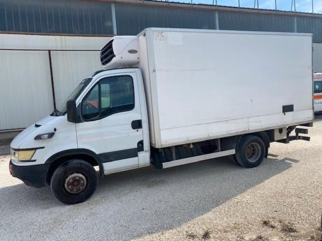 IVECO DAILY 65C15 ISOTERM. CON SPONDA POST.CARICATR. rif. 17573290